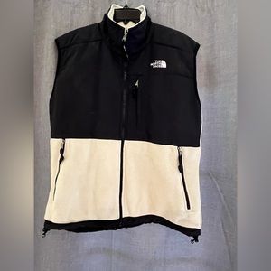 The North Face Polar Fleece Ivory Vest Women’s Large TNF